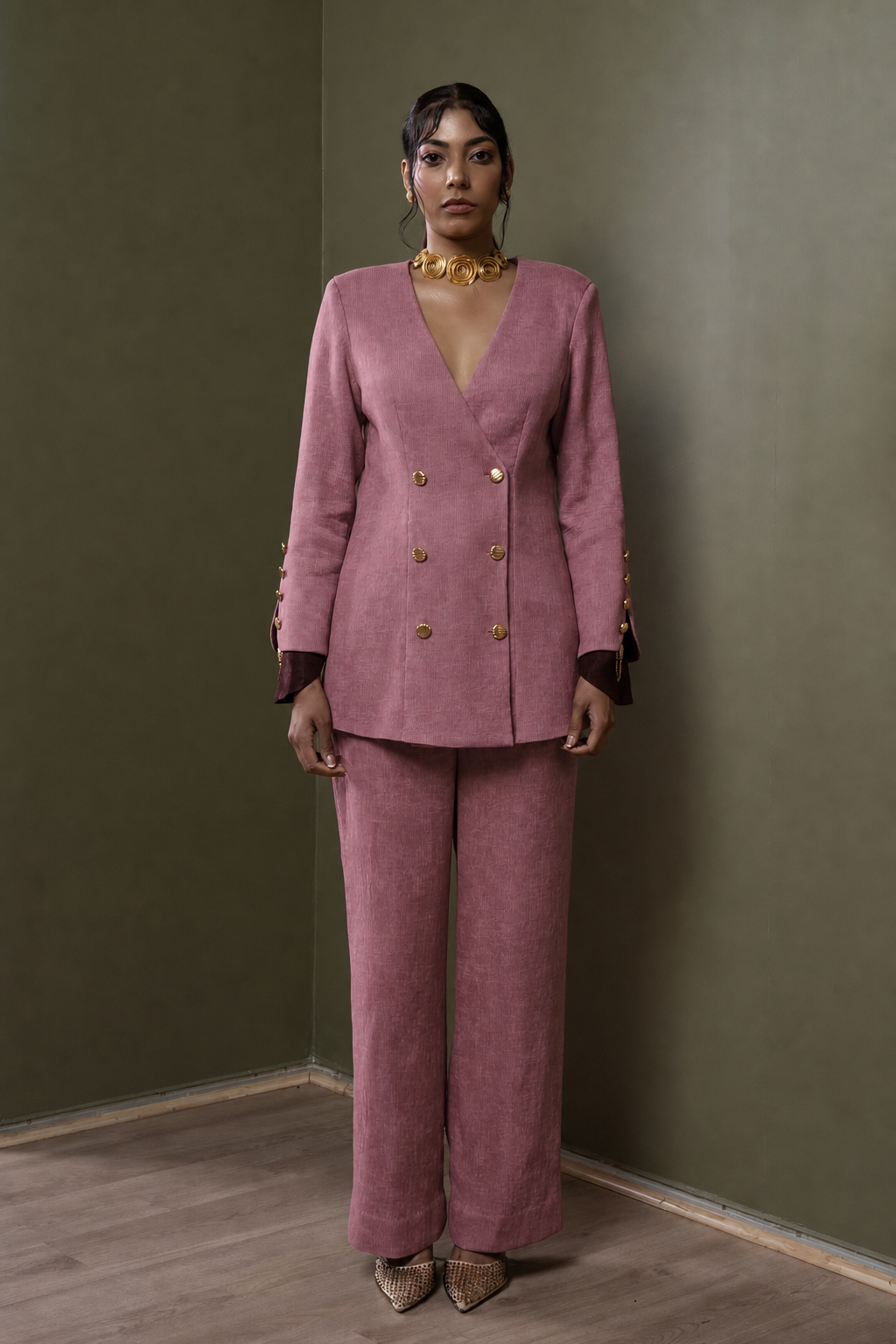 Icons of Grandeur - Mauve view 1
